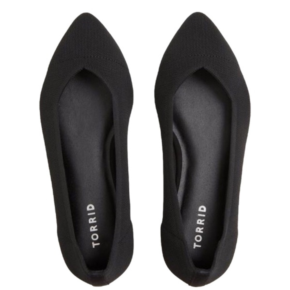TORRID Black Pointed Toe Slip On Flats Knit